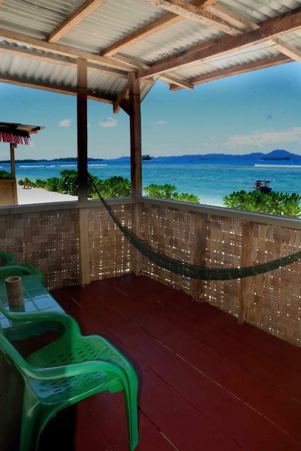 Ira Bungalows Pulau Banyak Alaban Екстер'єр фото